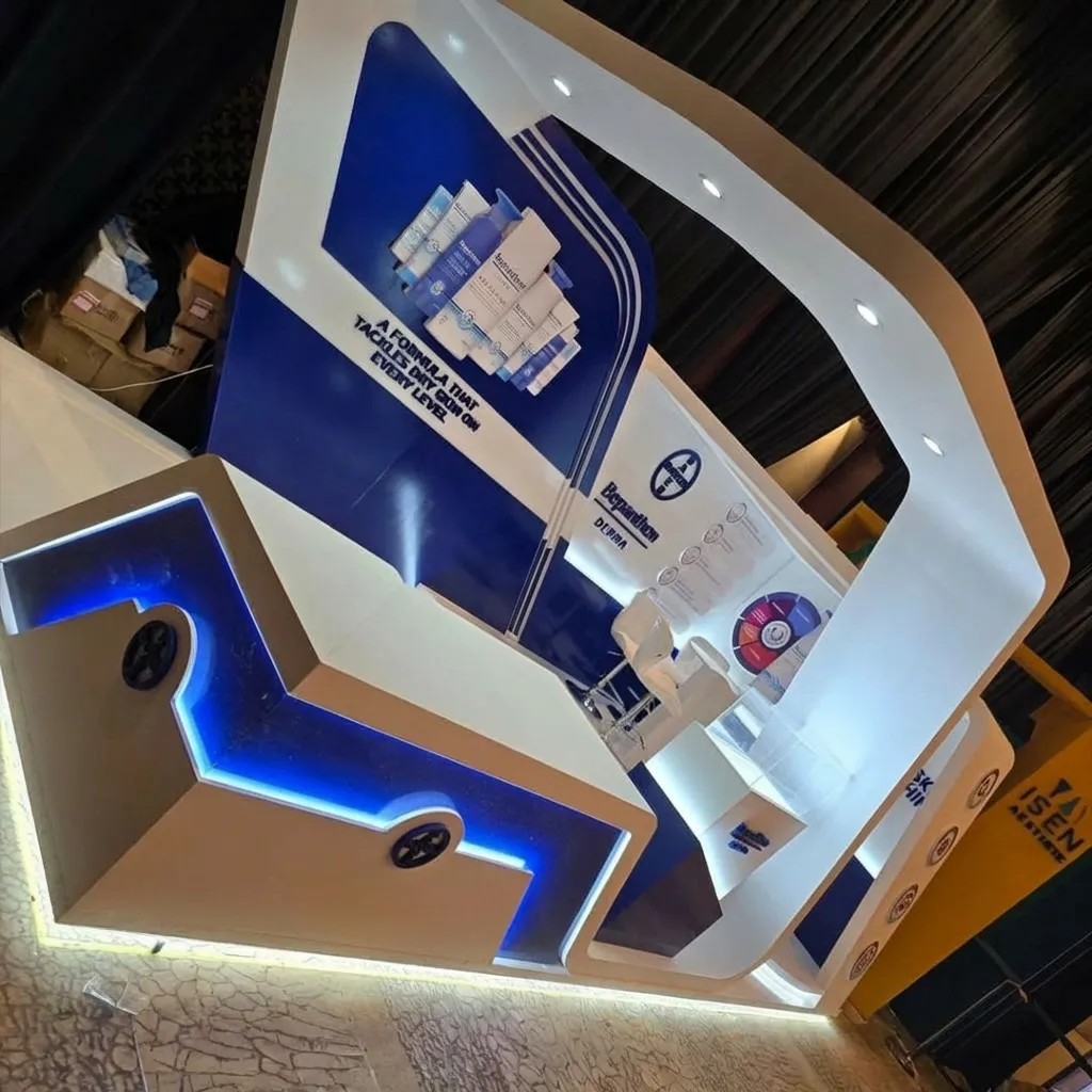 Exhibition booth – design, fabrication and on-site installation – Brandkom, CMS GROUP
